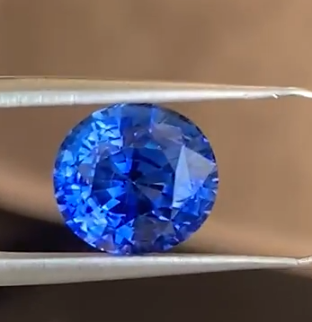 Natural Blue Sapphire 4.95 Ct.