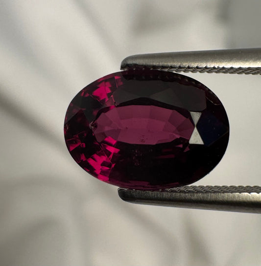 Rhodolite Garnet | Purplish Red |  Oval Cut | 3.210 CT