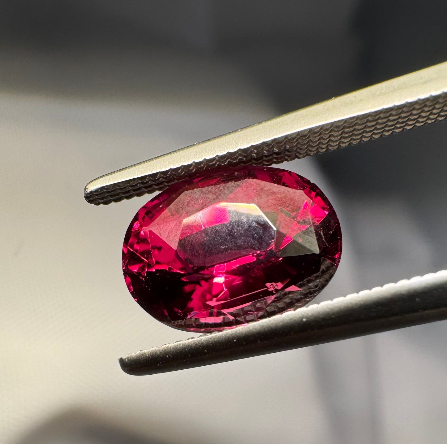 Rhodolite Garnet | Purplish Red |  Oval Cut | 3.185 ct