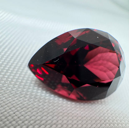 GIA Certified | Natural Pyrope-Almandine Garnet | Red | Pear Cut | 9.33 ct