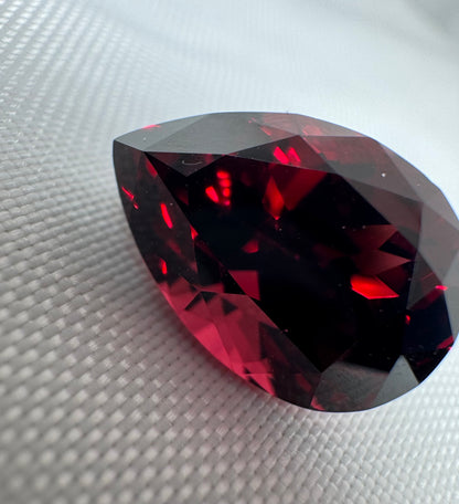 GIA Certified | Natural Pyrope-Almandine Garnet | Red | Pear Cut | 9.33 ct