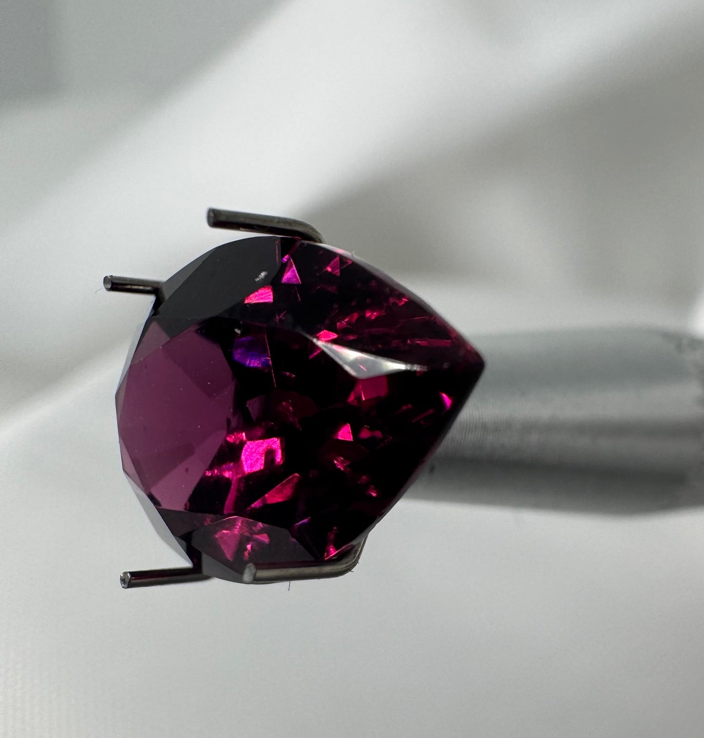 GIA Certified | Natural Pyrope-Almandine Garnet | Purplish Red | Pear | 6.64ct