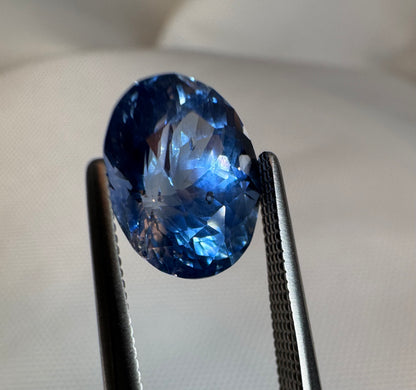 GIA Certified | Natural Blue Sapphire | Cornflower Blue | Oval Cut | 3.68ct