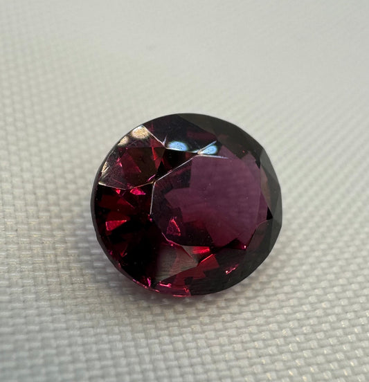 Rhodolite Garnet Purplish Red Oval Mixed Cut