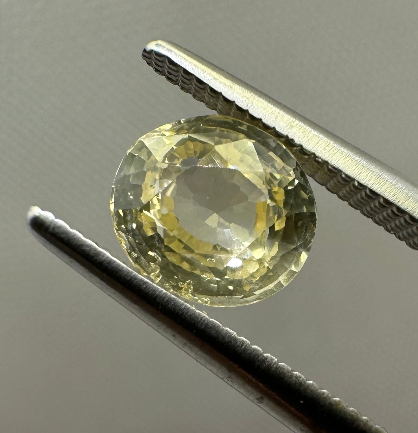 Natural Yellow Sapphire - 1.53ct - Oval Mixed Cut