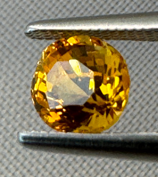 Natural Orange Sapphire - 1.29ct - Oval Mixed Cut