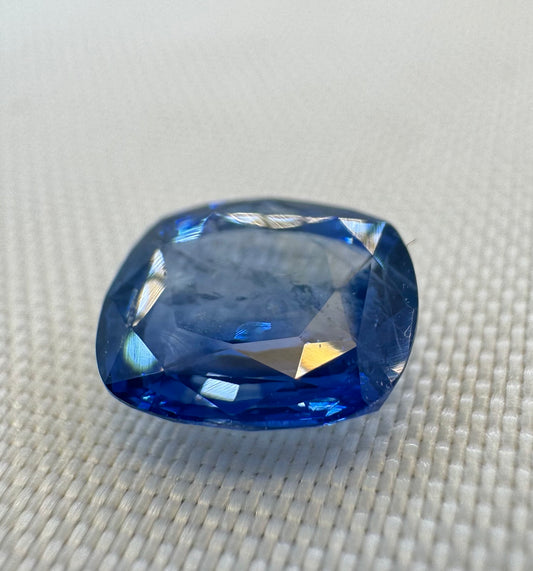 GIA Certified Natural Blue Sapphire - 2.17ct - Rectangular Cushion