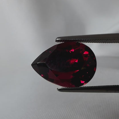 GIA Certified | Natural Pyrope-Almandine Garnet | Red | Pear Cut | 9.33 ct