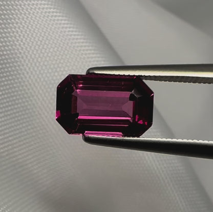 Rhodolite Garnet | Purplish Red |  Octagonal Cut | 2.285 ct